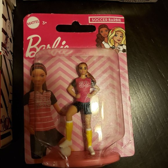 Barbie clothing, figure and accessories - Picture 8 of 12
